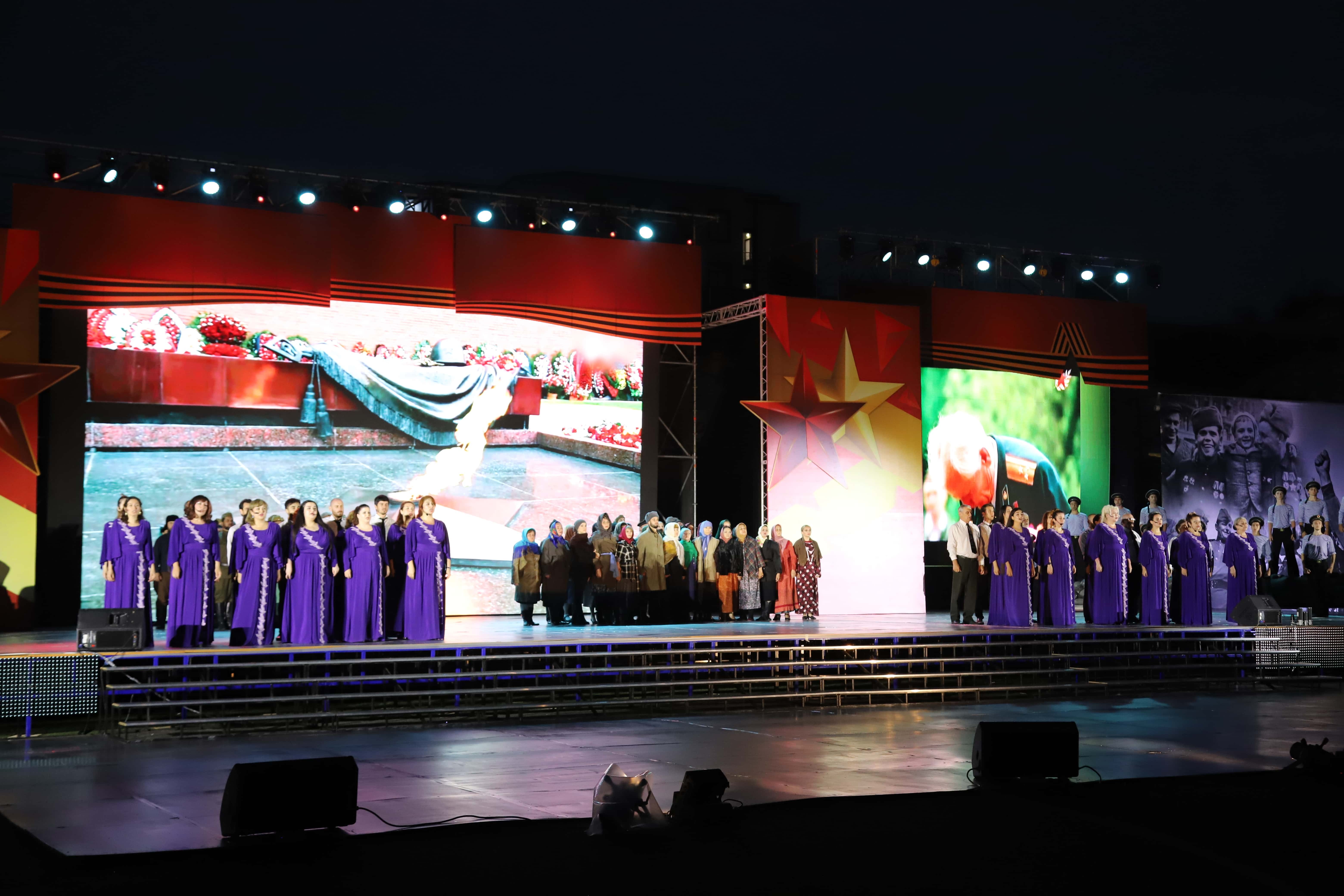 Праздничный концерт, посвященный Дню Конституции РД.